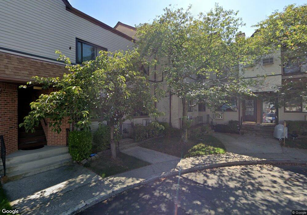360 Barlow Ave unit 29, Staten Island, NY 10308 - photo 1