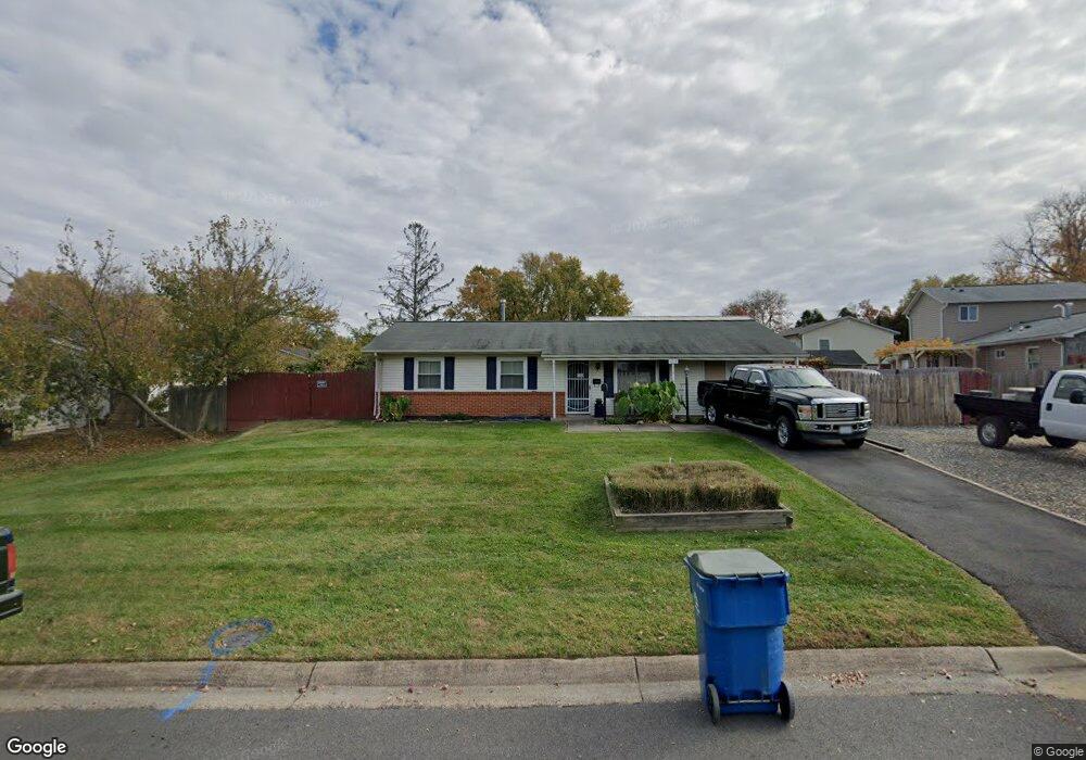 122 N Cypress Rd, Sterling, VA 20164 - photo 1