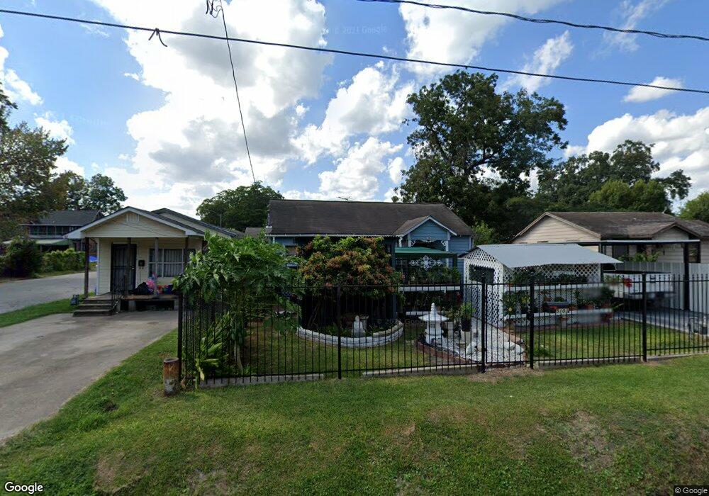 5103 Cochran St, Houston, TX 77009 - photo 1