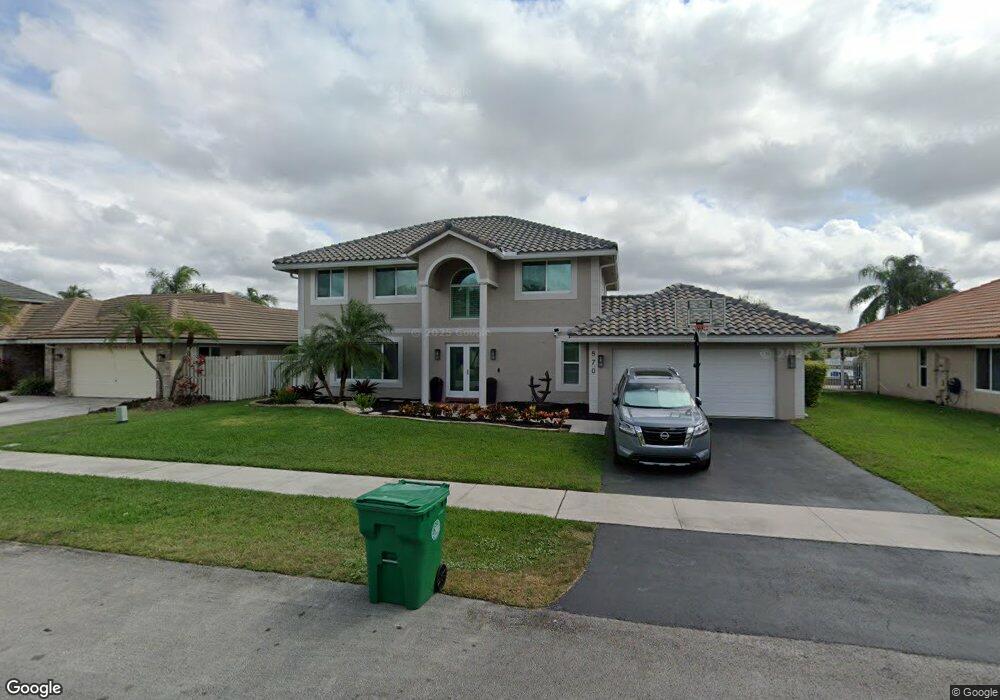 870 Somerset Ave, Davie, FL 33325 - photo 1