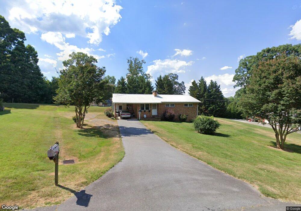 922 Fisher Cir, Asheboro, NC 27205 - photo 1