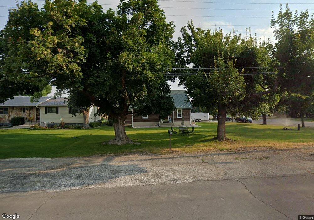 493 E 100 S, Hyrum, UT 84319 - photo 1