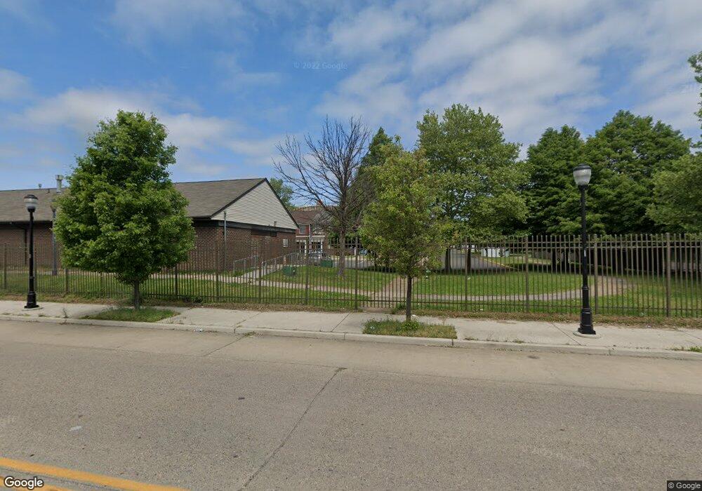 203 Berkley Ct, Camden, NJ 08103 - photo 1