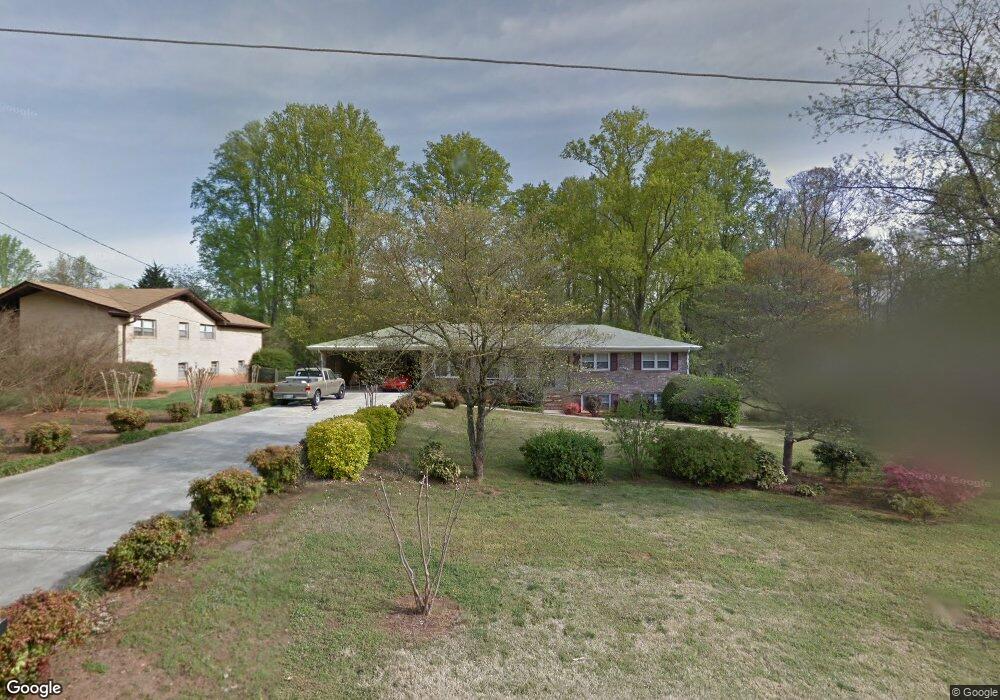 1861 Kinridge Rd, Marietta, GA 30062 - photo 1