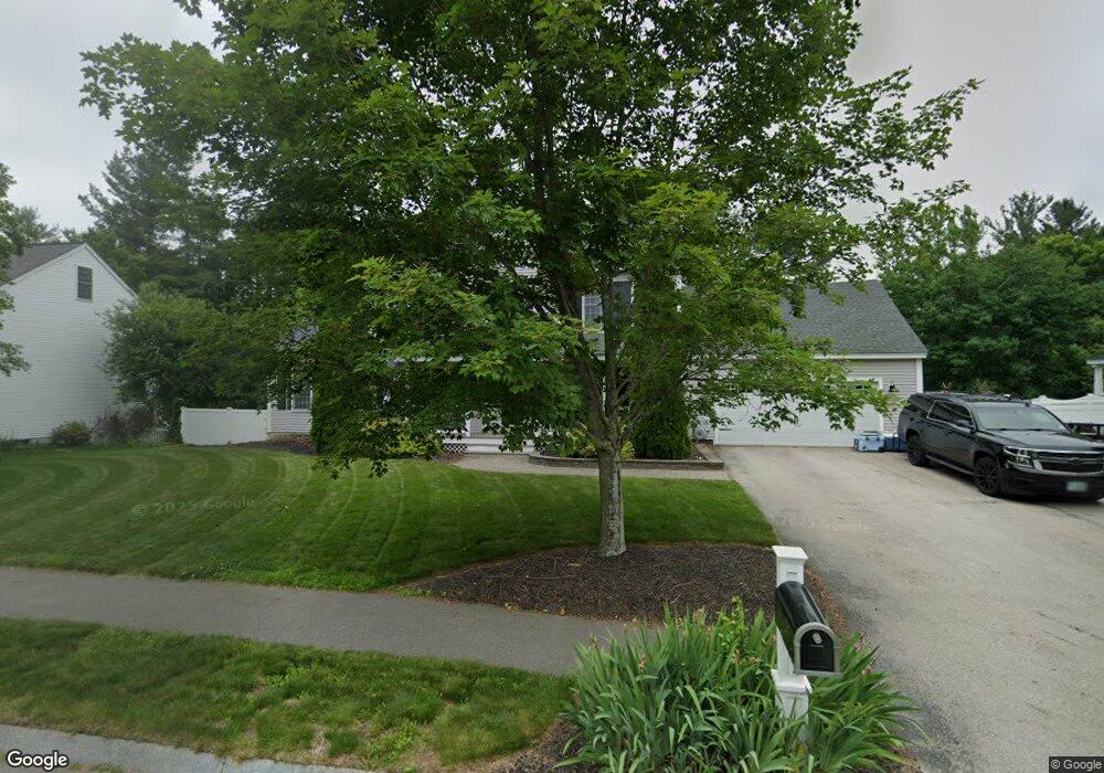 21 Bradford Cir, Hudson, NH 03051 - photo 1