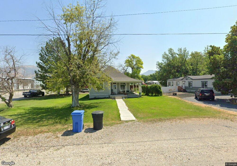 190 N Center St, Hyrum, UT 84319 - photo 1