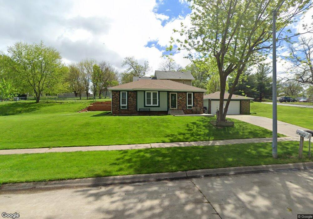 5523 SE 1st Ct, Des Moines, IA 50315 - photo 1