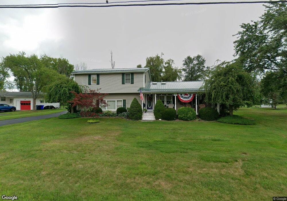 5242 Mapleton Rd, Lockport, NY 14094 - photo 1