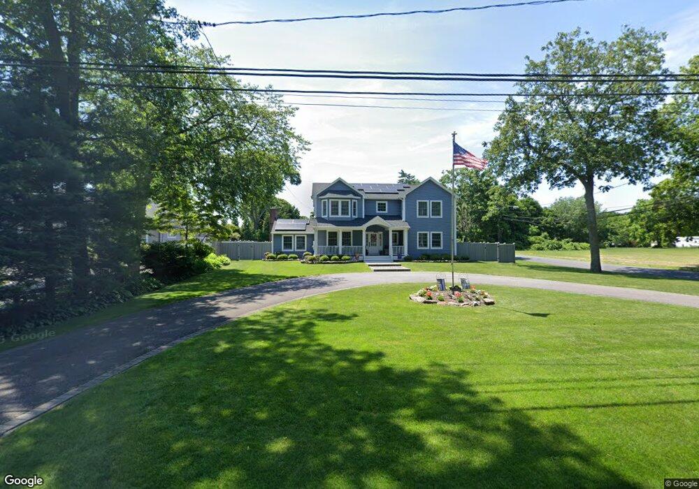 188 Gillette Ave, Bayport, NY 11705 - photo 1