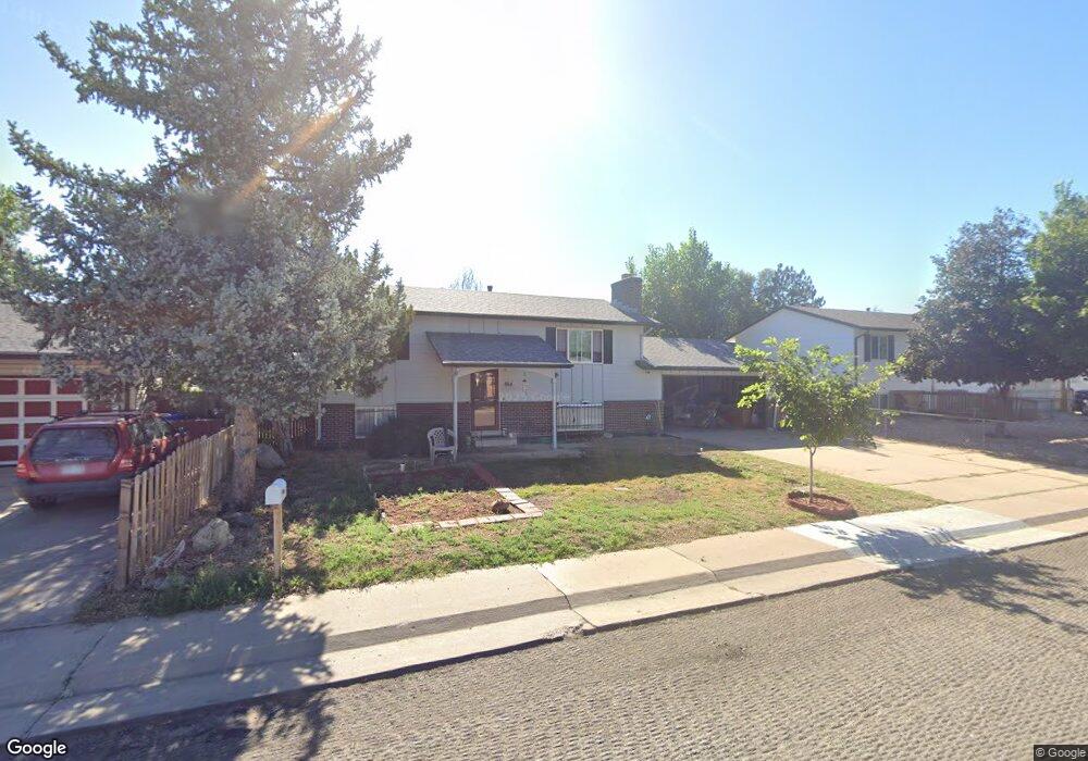 864 Lewiston St, Aurora, CO 80011 - photo 1