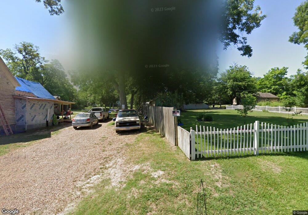 119 S 3rd St, Bonham, TX 75418 - photo 1