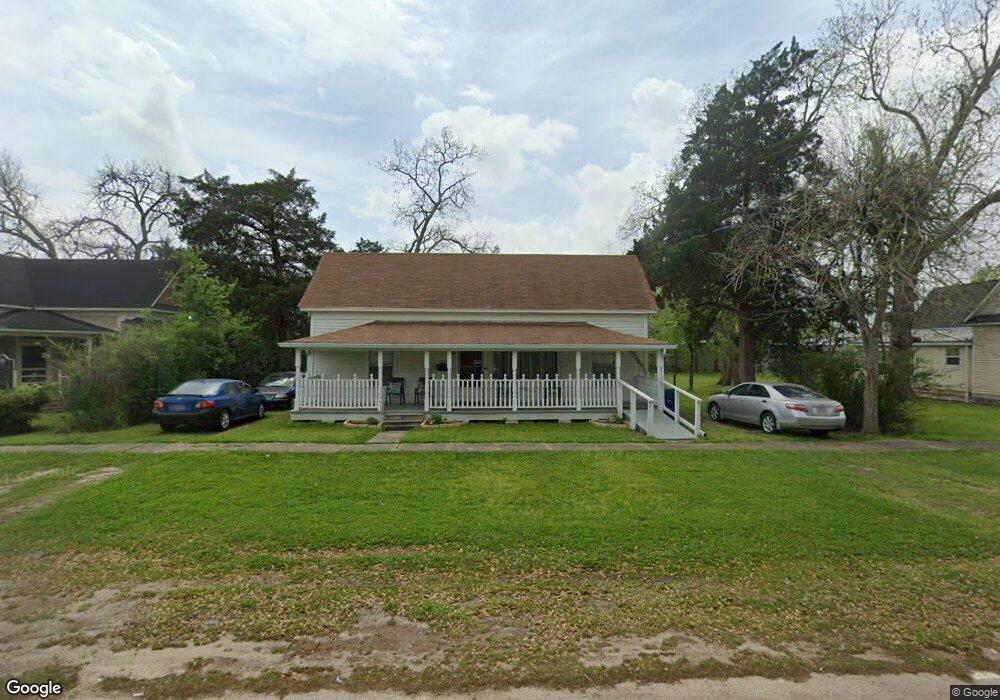 2116 6th St, Bay City, TX 77414 - photo 1