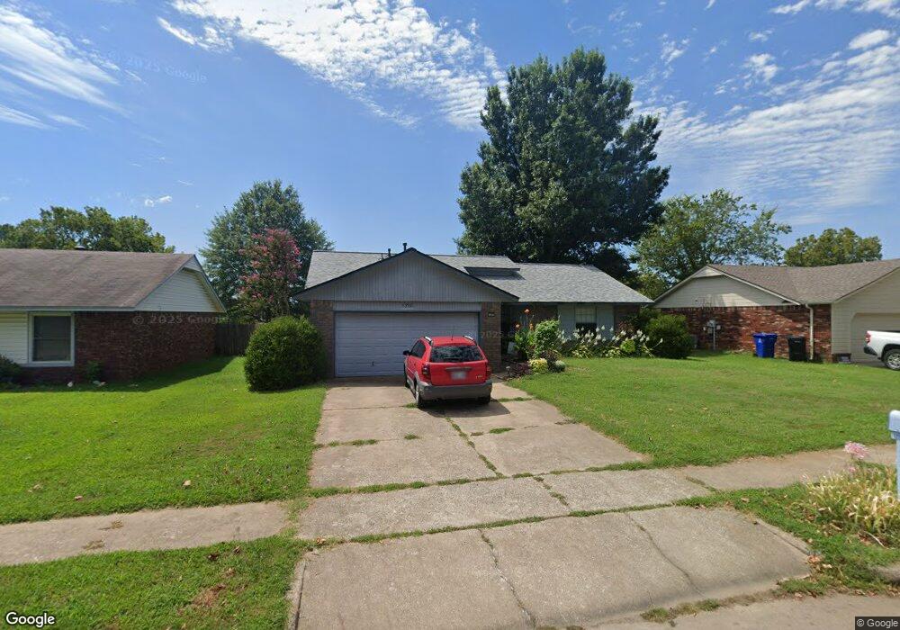 1201 W Durham St, Broken Arrow, OK 74011 - photo 1