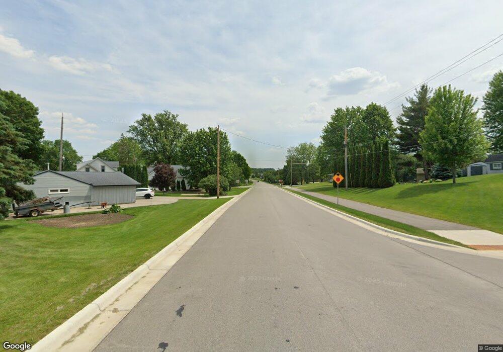 629 Larson Dr, Zumbrota, MN 55992 - photo 1