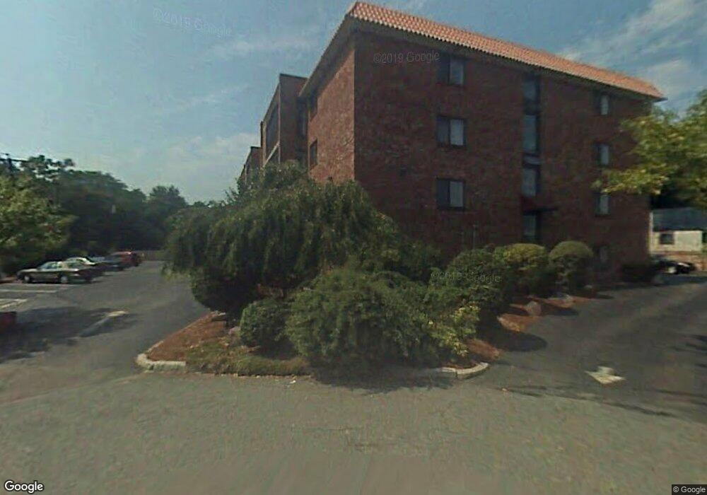 111 Devir St unit 403, Malden, MA 02148 - photo 1