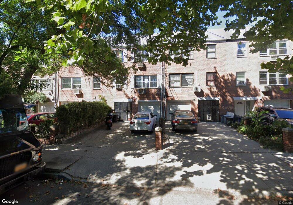 3038 70th St, East Elmhurst, NY 11370 - photo 1