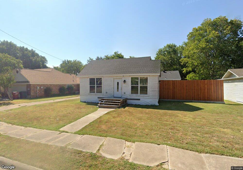 618 E 9th St, Bonham, TX 75418 - photo 1