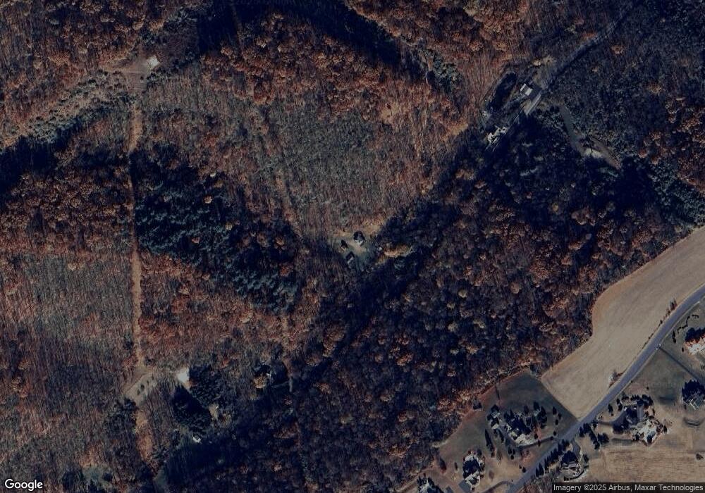 2135 Red Hill Rd, Slatington, PA 18080 - photo 1