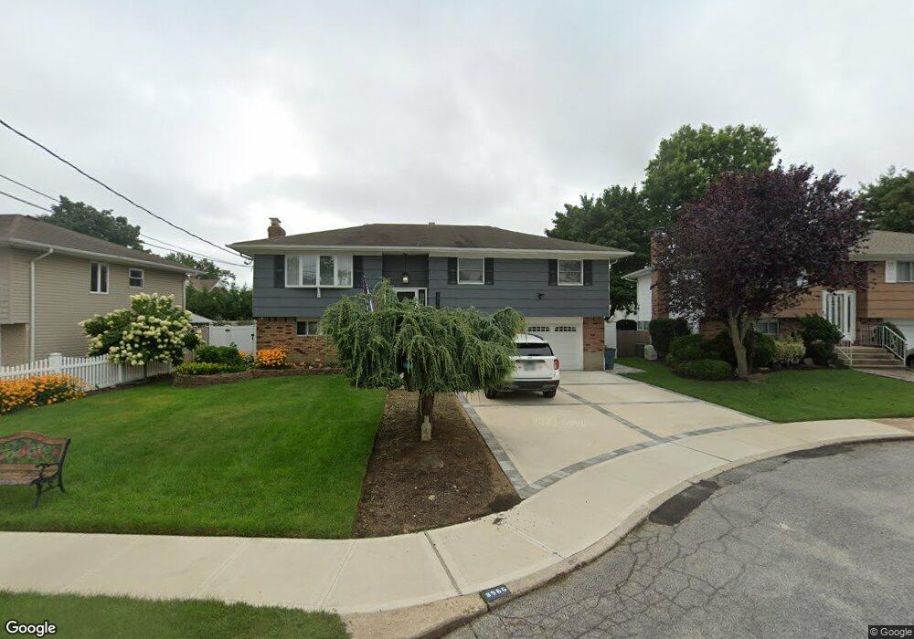 3956 Marlow Ct, Seaford, NY 11783 - photo 1