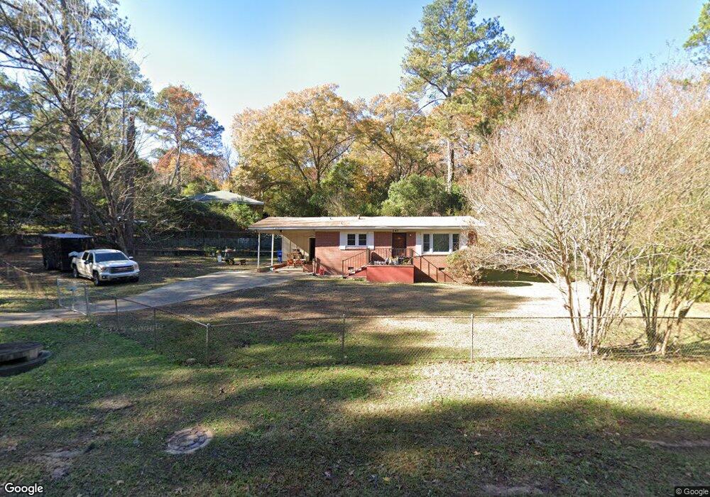 243 Robert e Lee Dr, Columbus, GA 31903 - photo 1