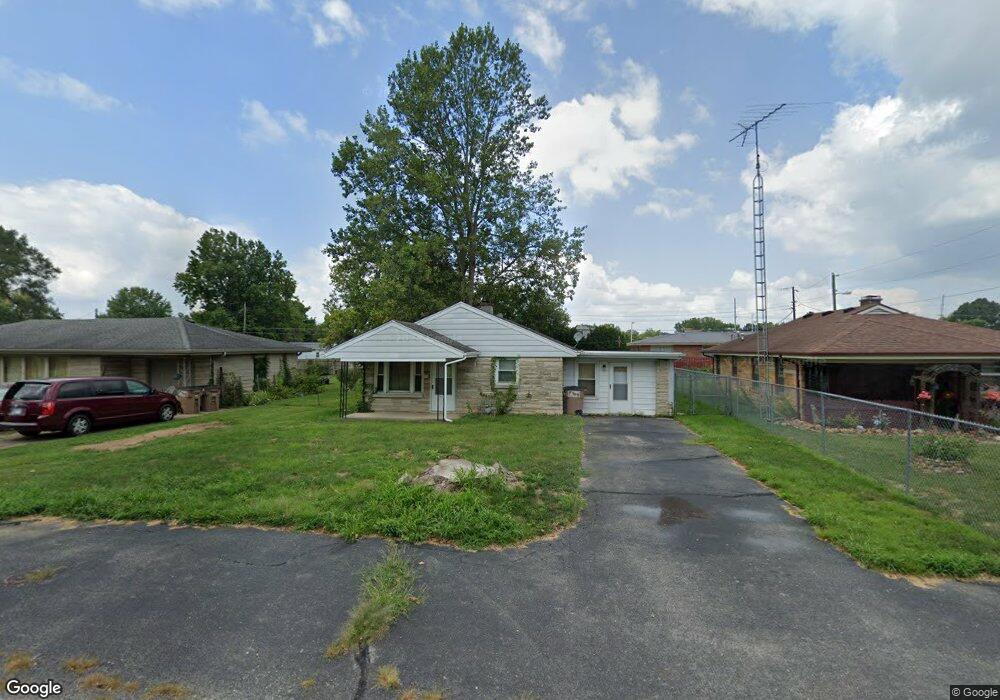 2728 23rd St, Columbus, IN 47201 - photo 1