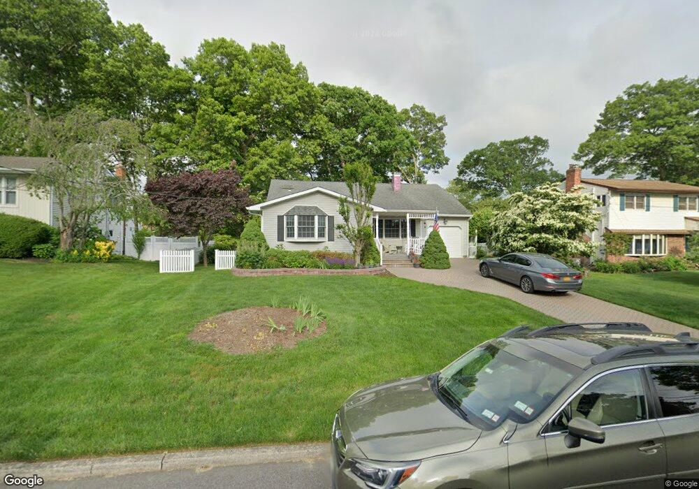 51 Helen Marie Place, Hauppauge, NY 11788 - photo 1