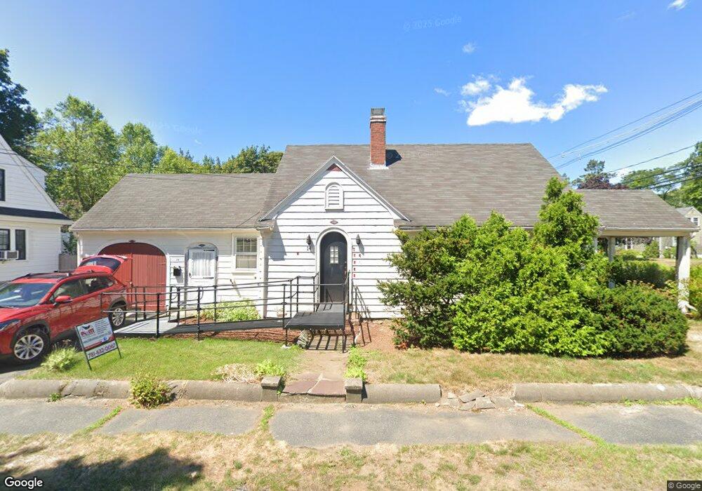 14 Laurel St, Marblehead, MA 01945 - photo 1