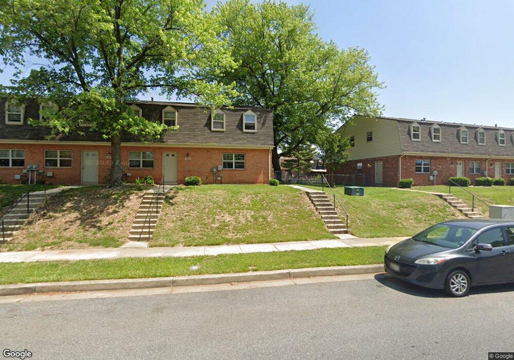 735 W Kingsway Rd, Middle River, MD 21220 - photo 1