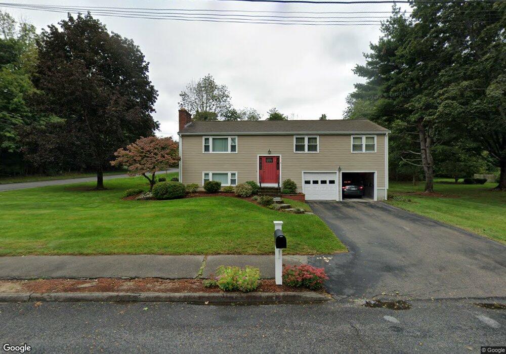 2 The Paddock Ln, Medfield, MA 02052 - photo 1