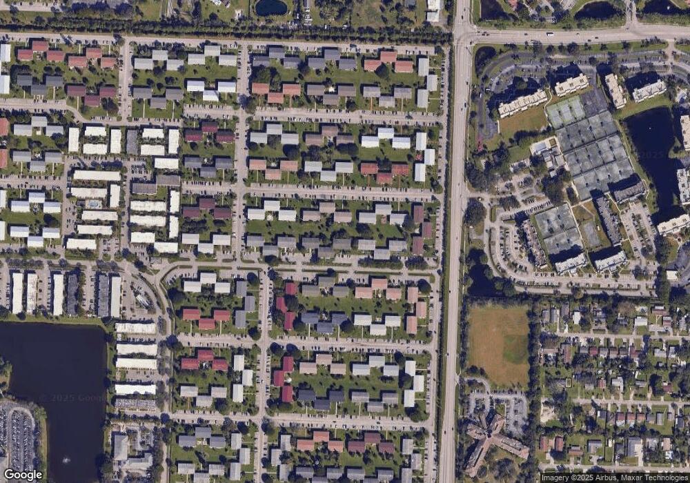 11 Norwich A unit 11, West Palm Beach, FL 33417 - photo 1