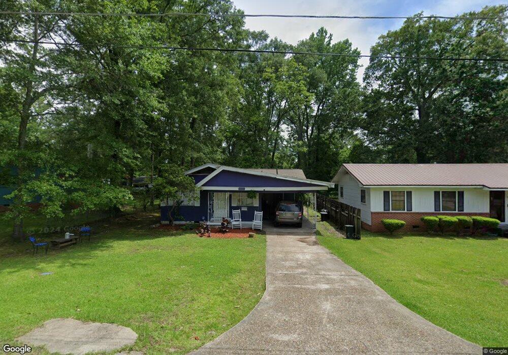 2012 Iris Dr, Laurel, MS 39440 - photo 1