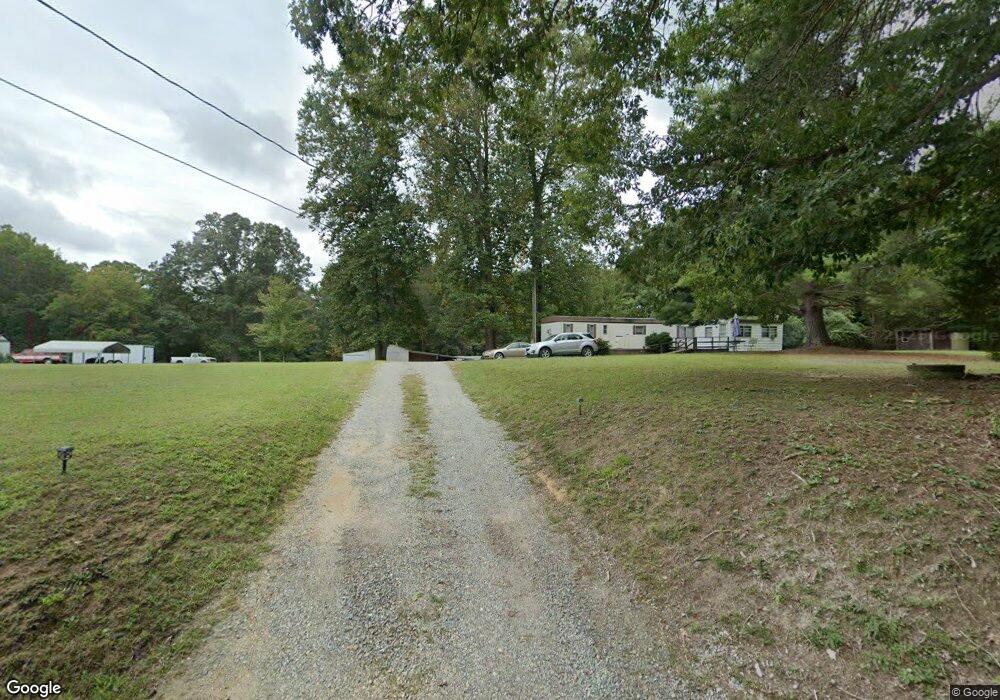 152 Pitts Ln, Dunnsville, VA 22454 - photo 1