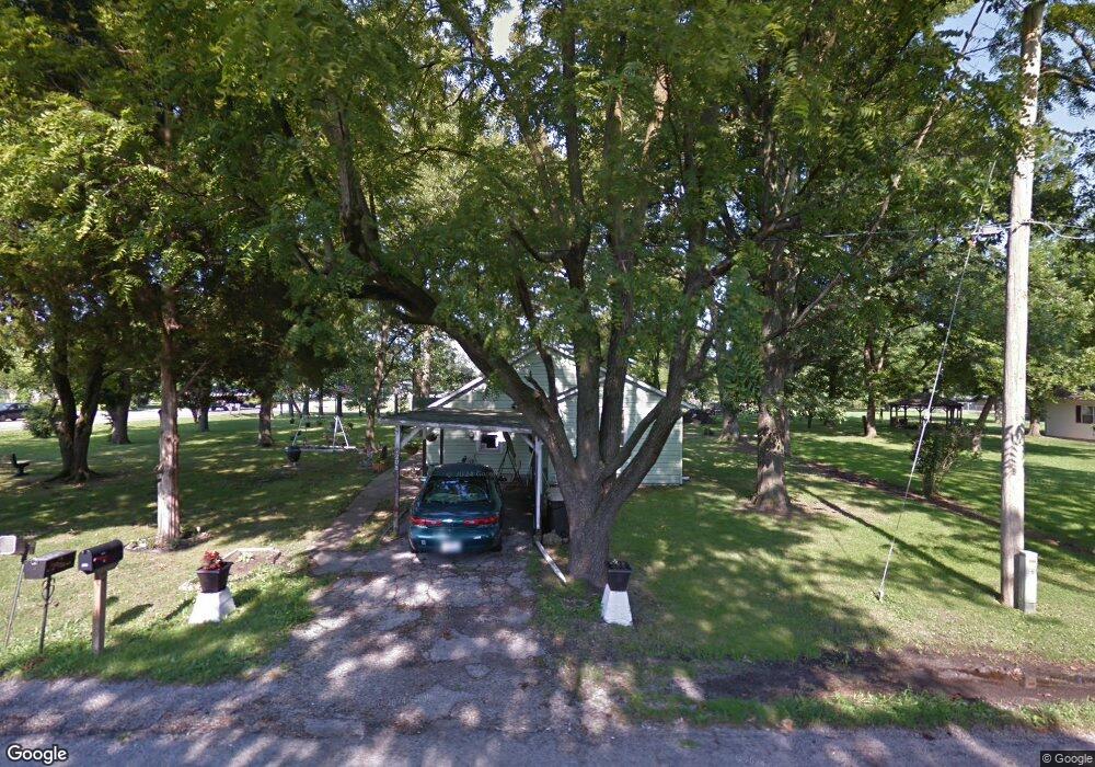 208 S Walnut St, Freeburg, IL 62243 - photo 1