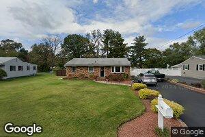 410 Hemlock Ln, Mount Laurel, NJ 08054