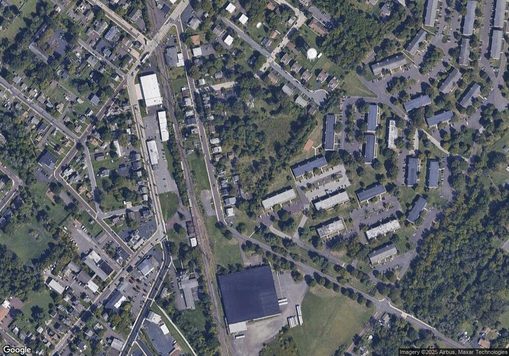 305 Bennett's Ct, Hatfield, PA 19440 - photo 1