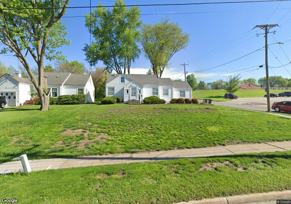 6001 University Ave, Des Moines, IA 50311 - photo 1