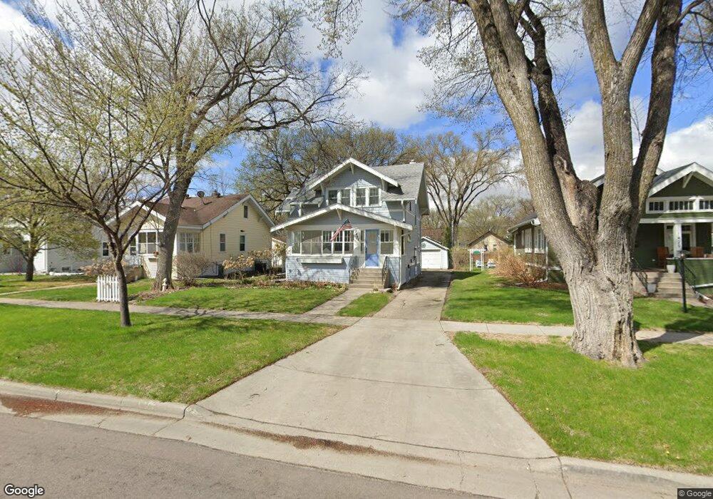 1433 9th St S, Fargo, ND 58103 - photo 1