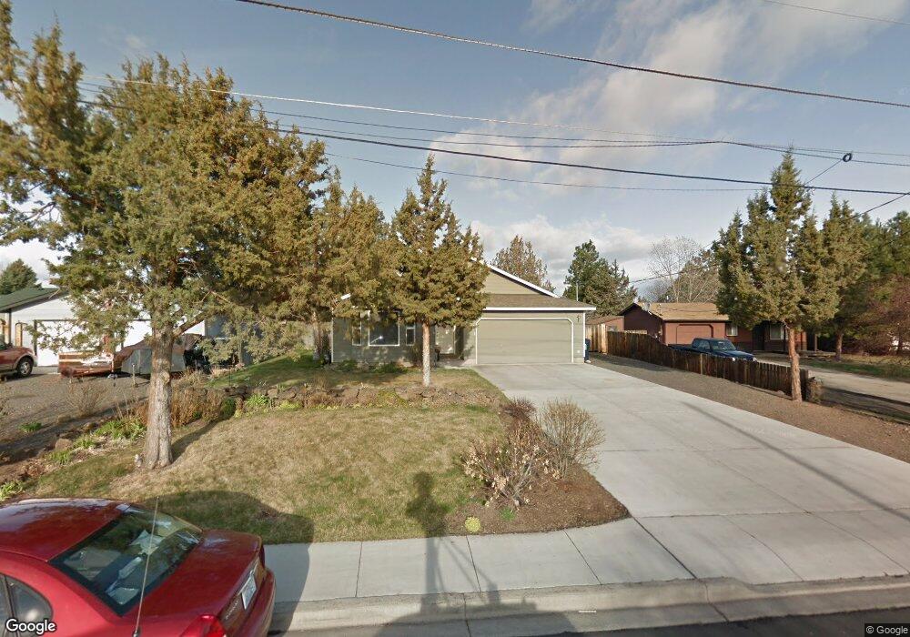 2023 SW 20th St, Redmond, OR 97756 - photo 1