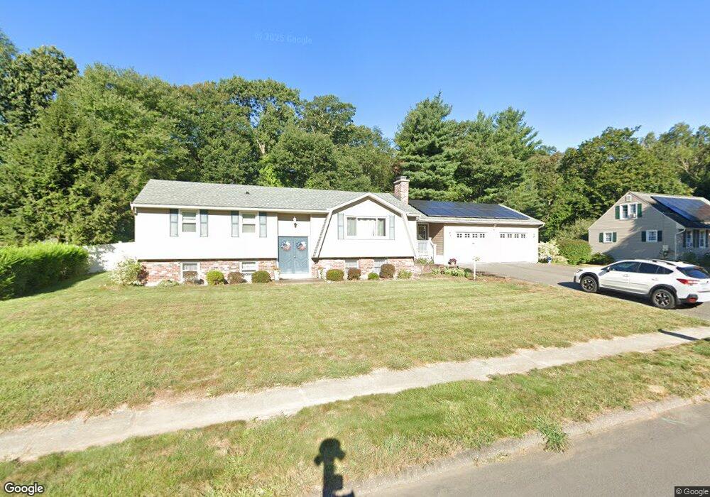 11 Windmill Rd, Enfield, CT 06082 - photo 1