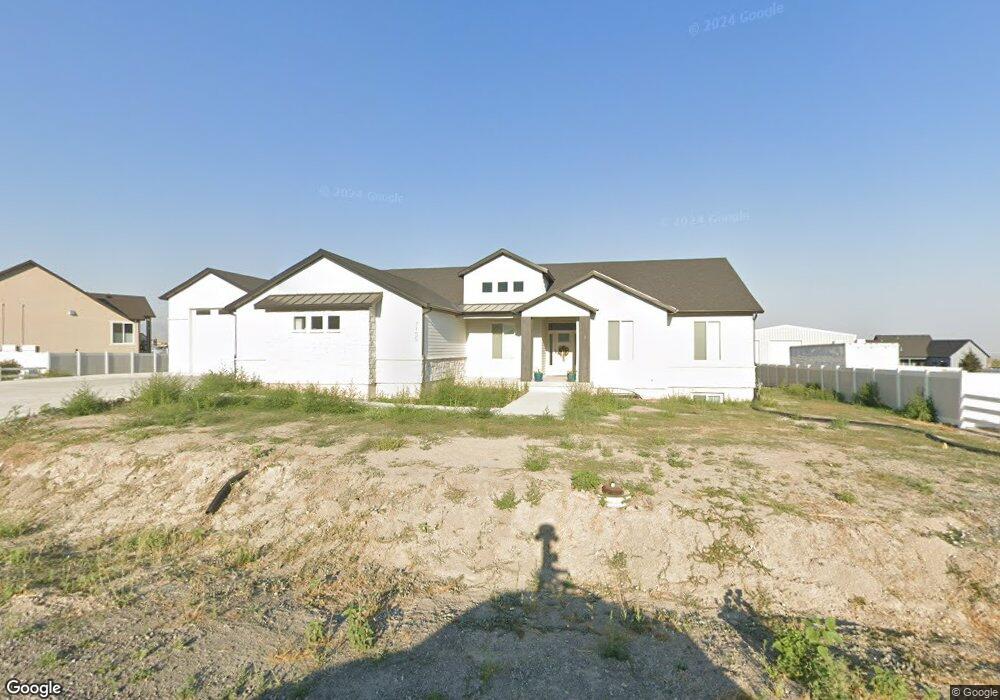 7155 N Blue Moon Dr, Tooele, UT 84074 - photo 1