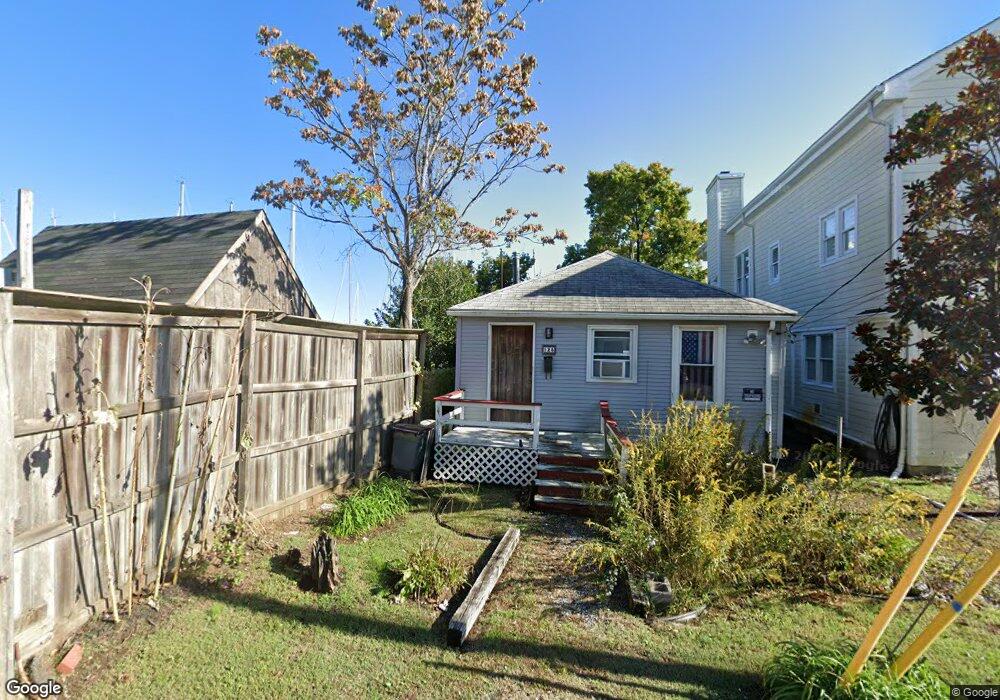 125 Bay Shore Ave, Annapolis, MD 21403 - photo 1