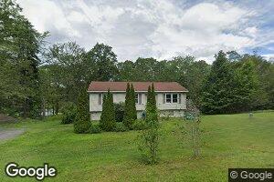 27 Shawnee Dr, Heath, MA 01346