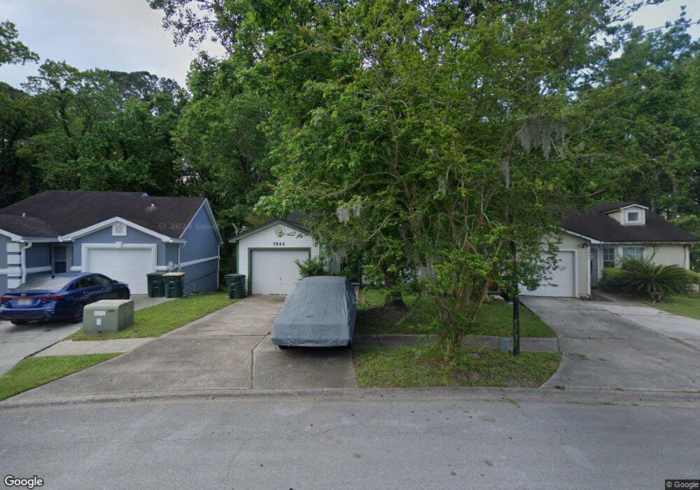 7846 Aquarius Cir S, Jacksonville, FL 32216 - photo 1