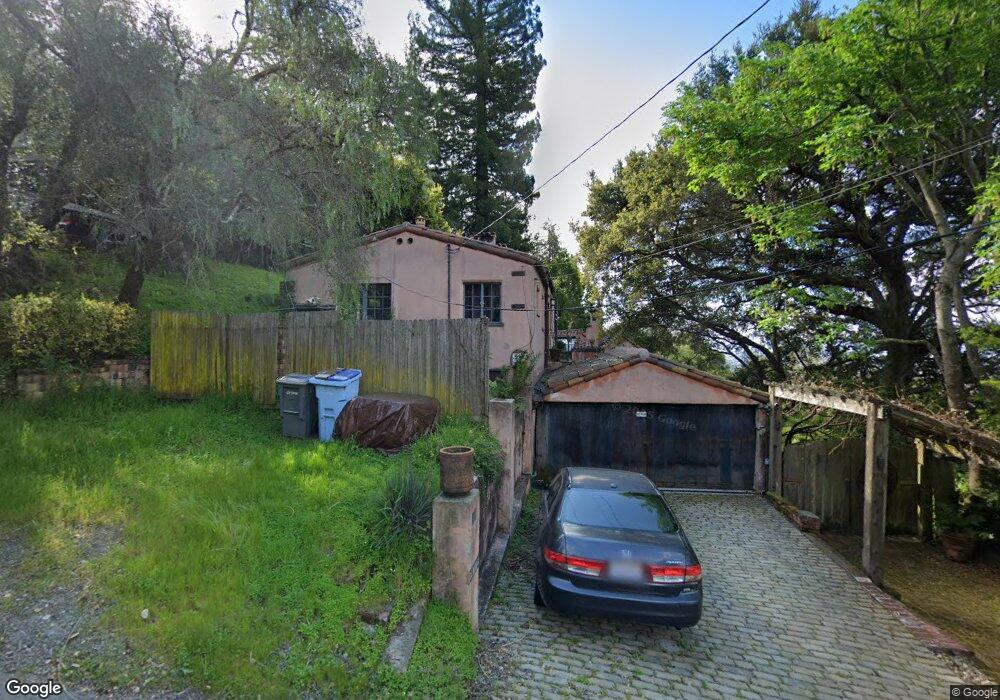 2772 Hilgard Ave, Berkeley, CA 94709 - photo 1
