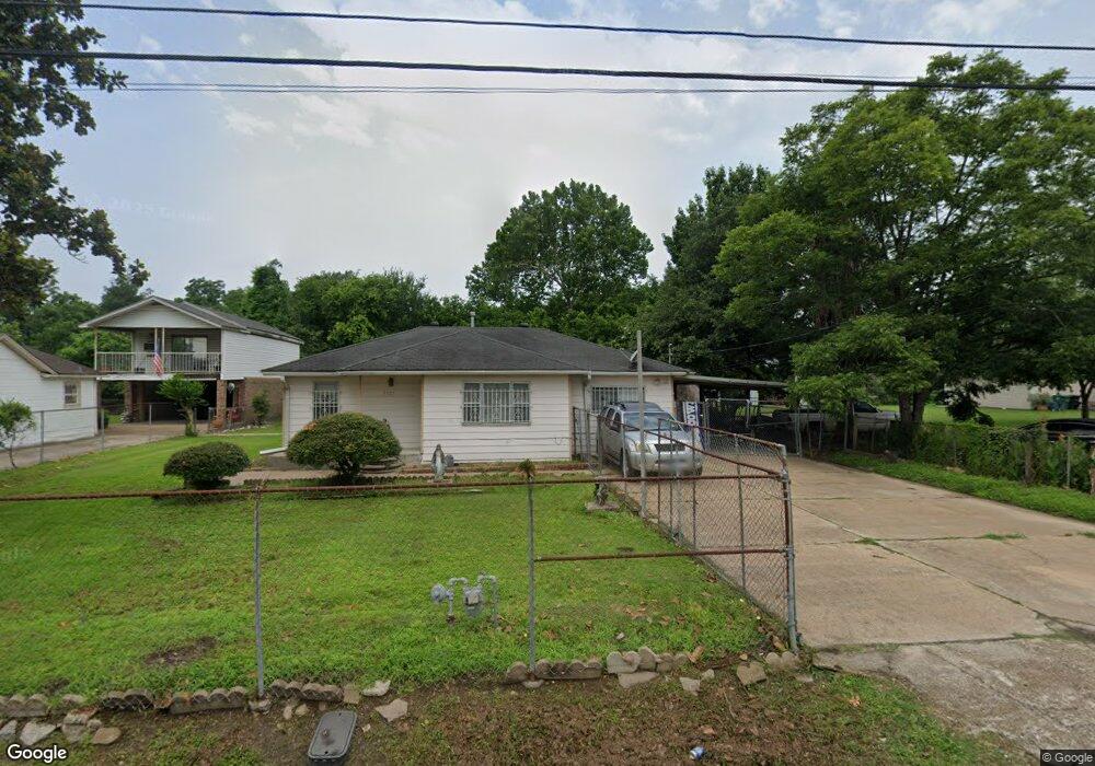 9727 Edgeworth St, Houston, TX 77093 - photo 1