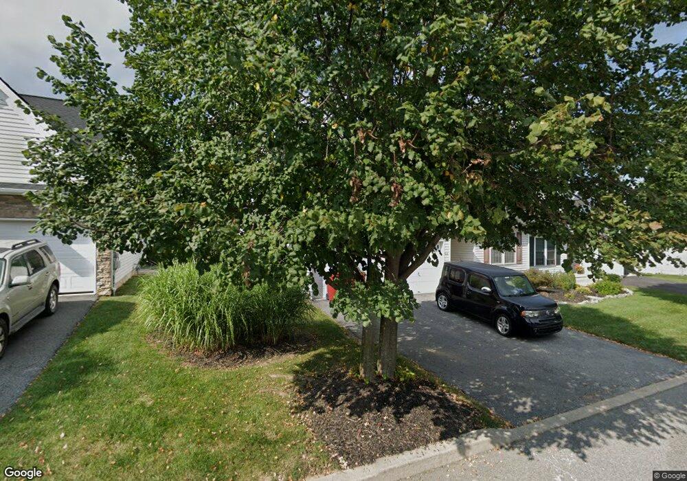 1272 Lindenwood Ln, Easton, PA 18040 - photo 1