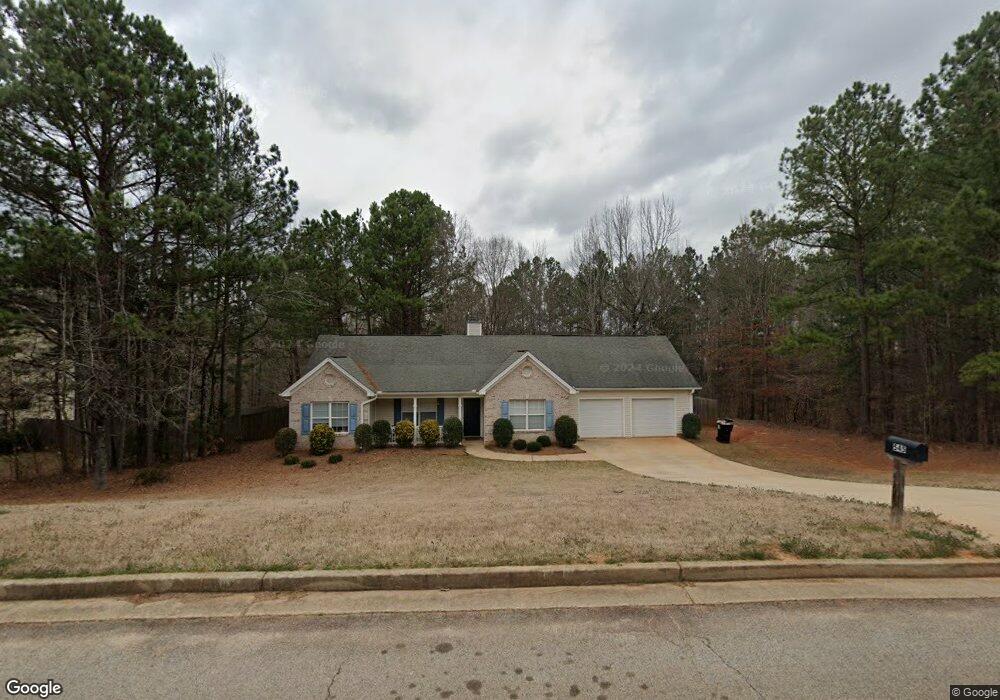 545 Brewer Dr, Locust Grove, GA 30248 - photo 1
