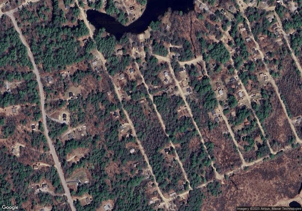 35 Raccoon Aly, Hillsborough, NH 03244 - photo 1