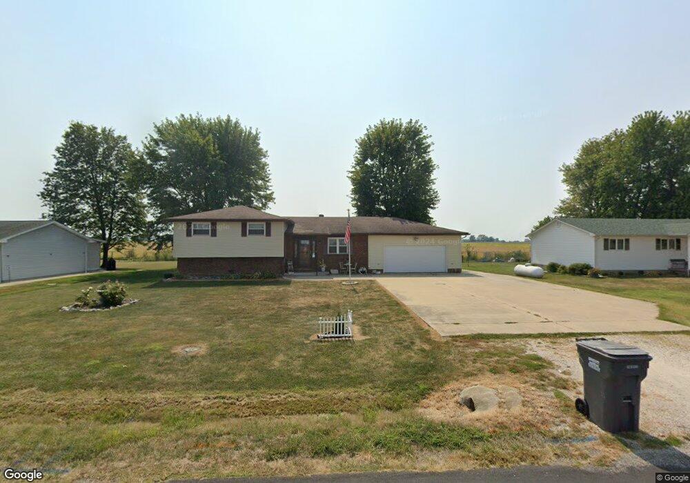 1930 W County Rd, Jerseyville, IL 62052 - photo 1