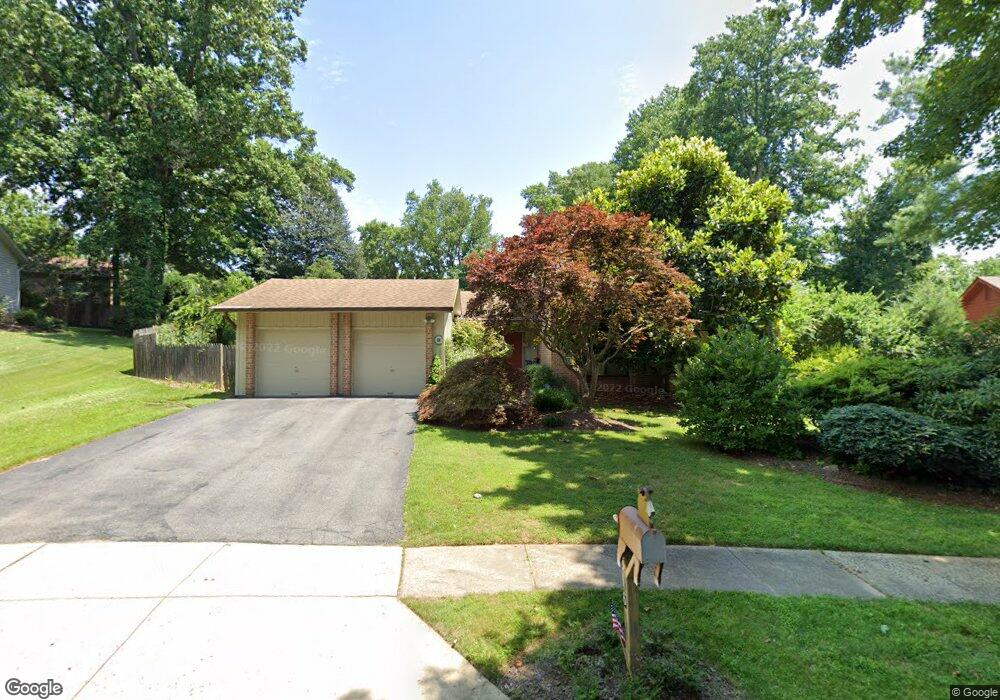 16 Locks Pond Ct, Potomac, MD 20854 - photo 1